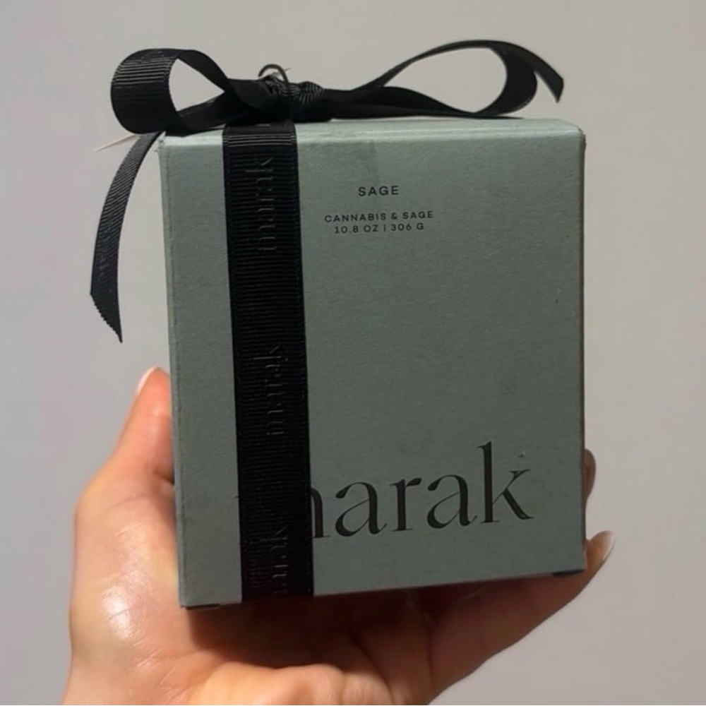 NIB Gift wrapped Marak Sage candle - Picture 2 of 9